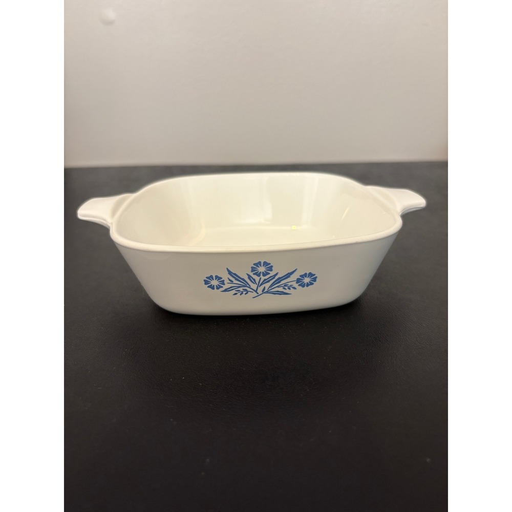Corning Ware P-43-B Petite Pan White 22oz Square Casserole Dish Vintage 7 Inch